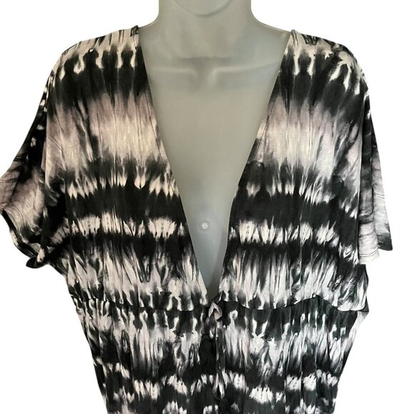 Joe Boxer Womens Tie Dye Camisole Blouse Size 1X/2X Black & Gray V-Neck Tassels - Picture 11 of 16